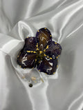 Golden hair clip